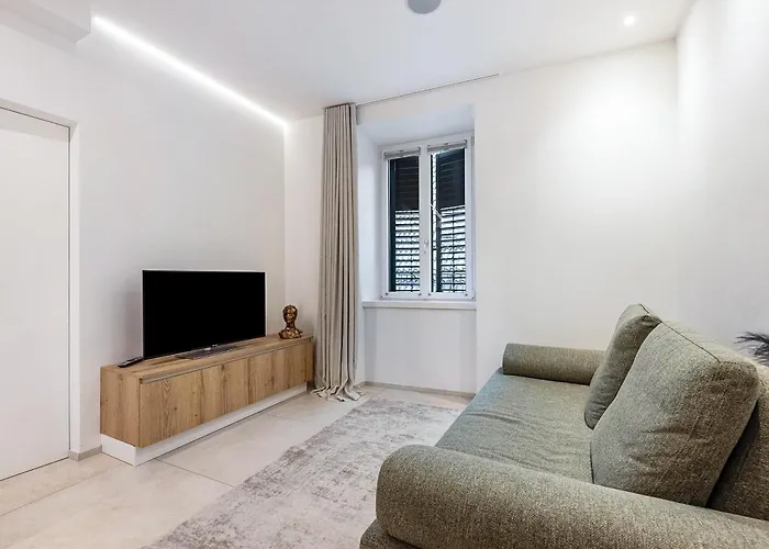 App 206 Palazzo Cavour