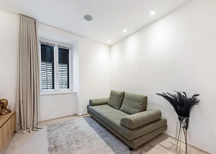 App 206 Palazzo Cavour