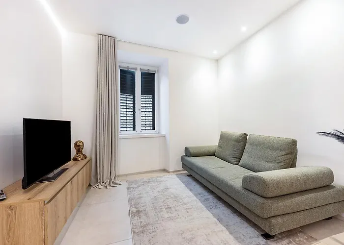 App 206 Palazzo Cavour