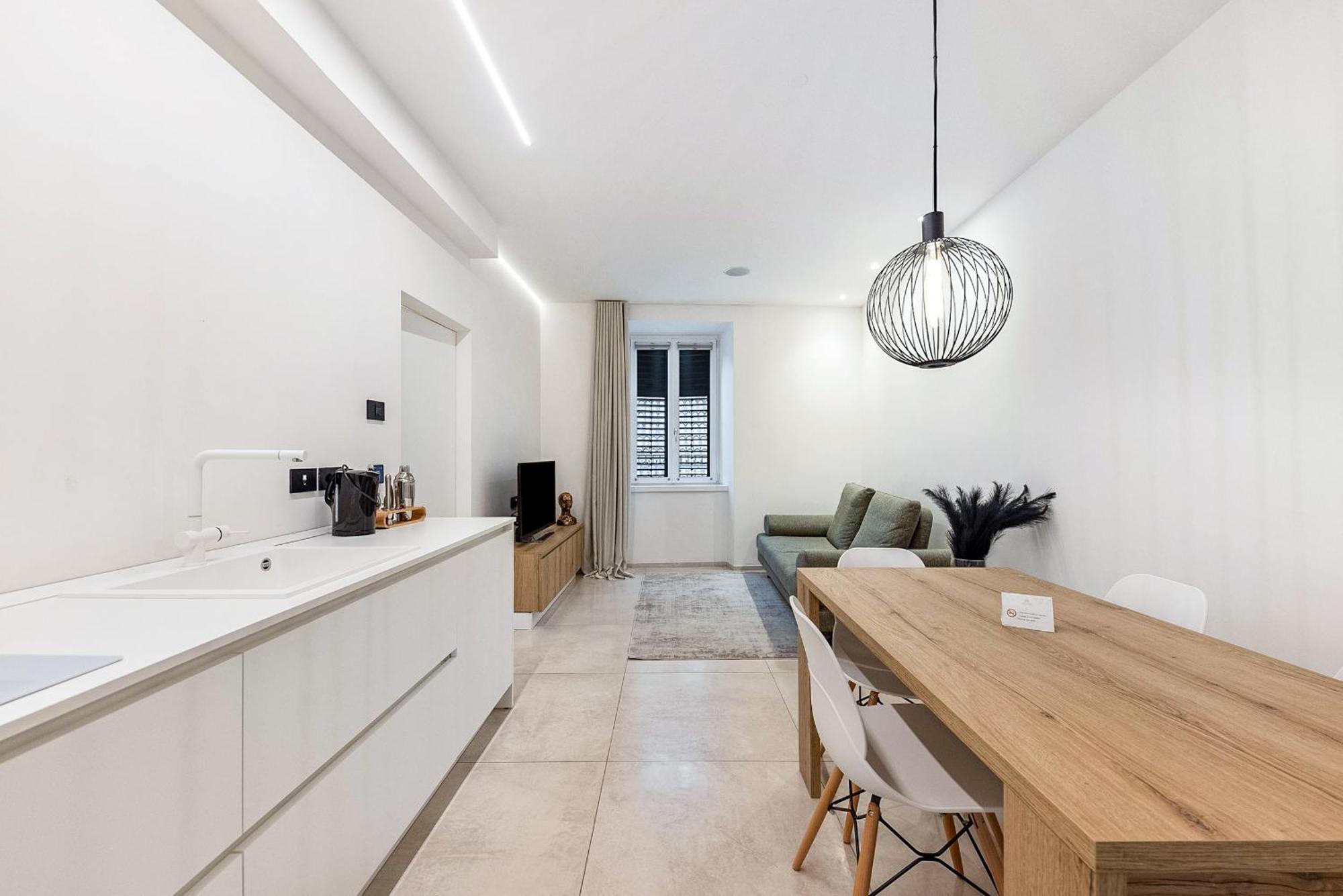 App 5 Palazzo Cavour Appartamento